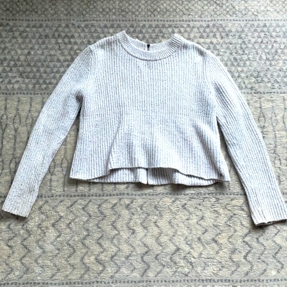 Carve Designs Sweaters - Carve designs heavy knit sweater with zip back size S